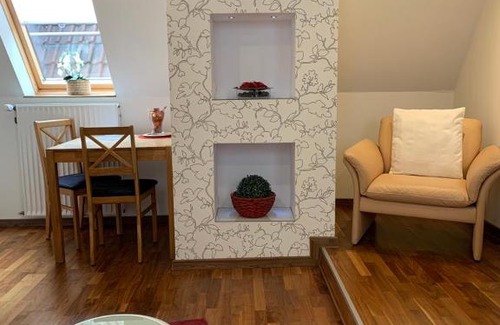 Hamelin Apartment | Beautiful Ferienwohnung Janus in Historic Hameln with Hot Tub