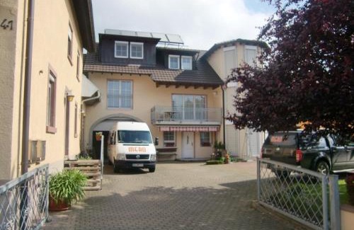Rust House | Top-Rated Ferienwohnung Julia Metzger: Family-Friendly Stay