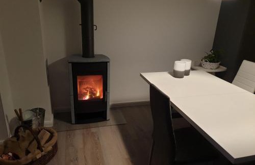 Peenemuende Apartment | Cozy Ferienwohnung Käpten Hook - Family & Pet Friendly