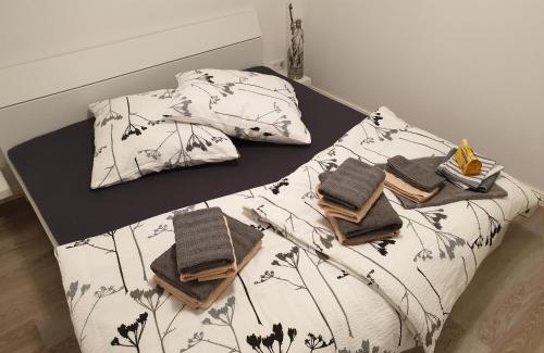 Peenemuende Apartment | Cozy Ferienwohnung Käpten Hook - Family & Pet Friendly