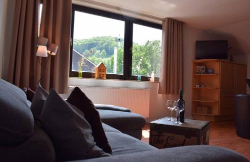 Boedefeld Apartment | Family-Friendly Ferienwohnung Kölbel with Ocean View