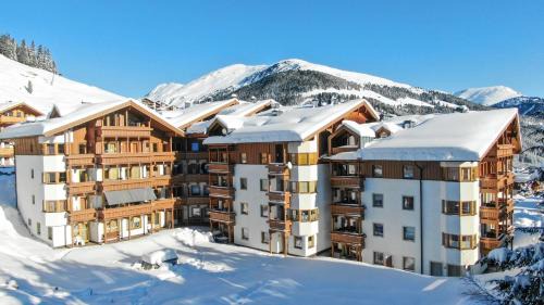 Konigsleiten Apartment | Family-Friendly Ferienwohnung Königsleiten 77 - Top Rated Stay