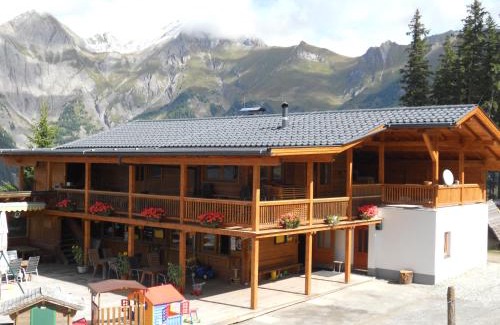 Matrei in Osttirol Apartment | Pet-Friendly Retreat at Ferienwohnung Kuenzer Alm - 9.6/10