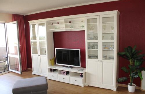 Holm Apartment | Cozy Ferienwohnung K1606 with East Sea View for Families