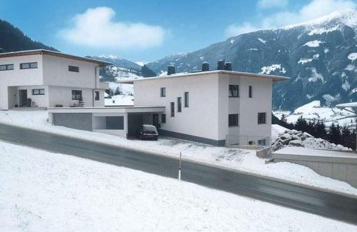 Gerlosbergeben Apartment | Family-Friendly Ferienwohnung Kainer with Kitchen Amenities