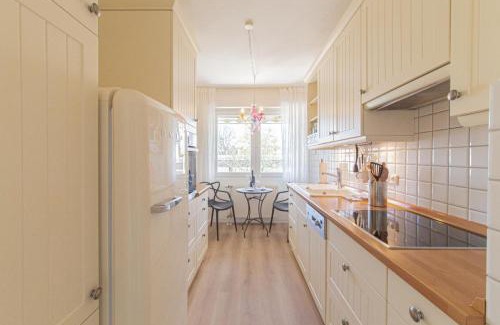 Alt-Travemunde/Ronnau Apartment | Family-Friendly Ferienwohnung Kaiserallee in Travemünde