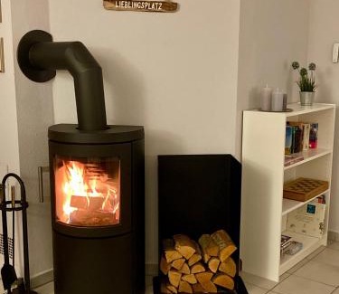 Wenkendorf Apartment | Oceanfront Retreat: Ferienwohnung Kaufhold with 9/10 Rating