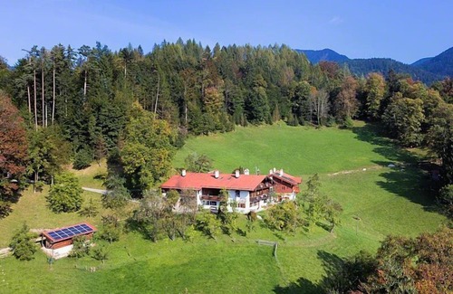 Berchtesgaden Apartment | Cozy Kehlstein Apartment for Couples - Perfect Stay Awaits