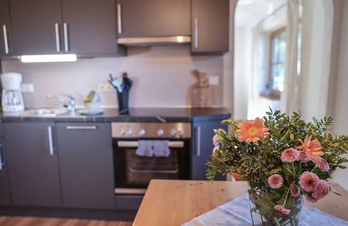 Oberau Apartment | Ideal Kehlstein Retreat for Two: Family-Friendly & Cozy