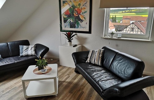 Langenschwarz Apartment | Family-Friendly Ferienwohnung Kiebitzgrund with Hot Tub