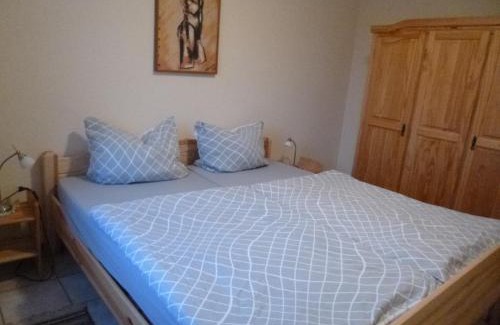 Heyweiler Apartment | Family-Friendly Ferienwohnung Kirchblick with Top Ratings