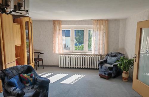 Droyßig House | Family-Friendly Ferienwohnung Klaus for Memorable Getaways
