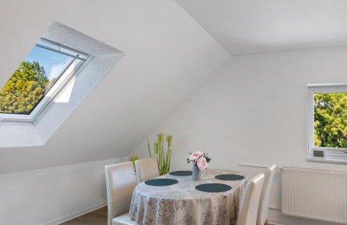 Plaue Apartment | Ferienwohnung Kleinbreitenbach 2