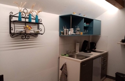Alterkuelz Apartment | Guest Favorite: Ferienwohnung "kleine Stube" with Kitchen