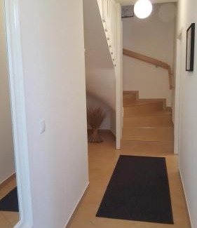 Stralsund Apartment | Top-Rated Ferienwohnung Kröning: Family-Friendly Escape