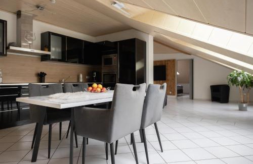 Osburg Apartment | Guest Rated 9.8: Family & Pet-Friendly Ferienwohnung Krist