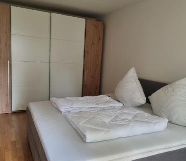 Hochzoll-Sud Apartment | Cozy Kuhsee Apartment - Pet & Child Friendly Retreat