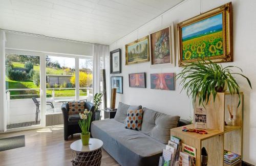 Heiligenrode Apartment | Cozy Ferienwohnung Kupfer: Pet-Friendly Family Retreat