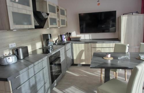 Gelbensande Apartment | Guest Rated 9.5: Family-Friendly Ferienwohnung KWV 7 EG