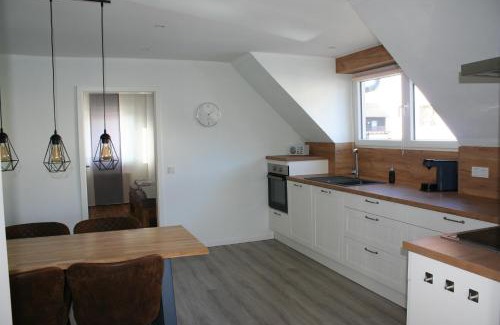 Lemberg Apartment | Top-Rated Ferienwohnung Löwenburg: Family & Pet Friendly