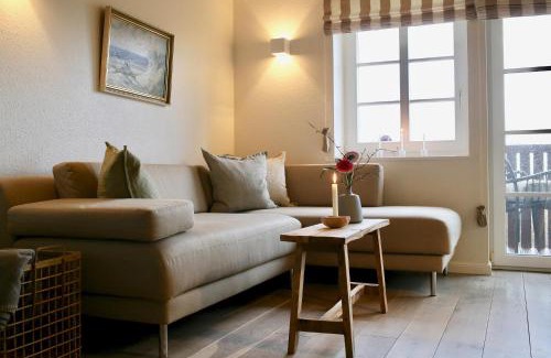 Sonke-Nissen-Koog Apartment | Discover "Lüttmoor" - Oceanfront Retreat with Top Reviews