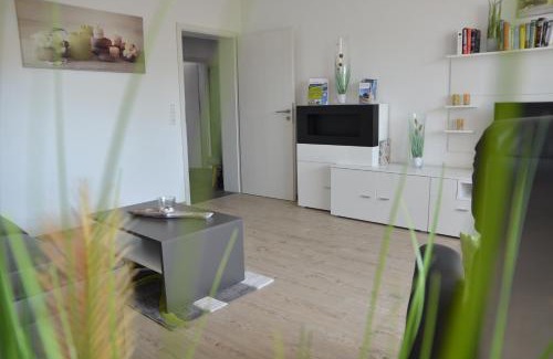 Meersburg Apartment | Experience Lakewinds: Oceanfront Retreat with High Ratings