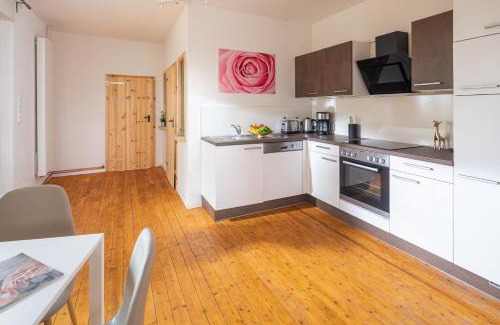 Woltringhausen Apartment | Pet-Friendly Landblick: Family Retreat with Pool Access