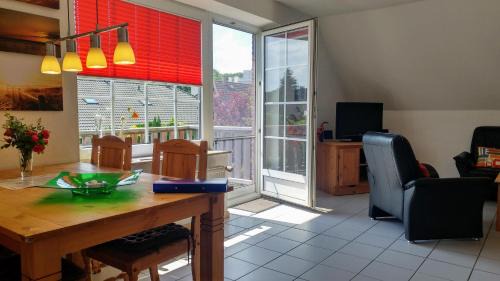 Maasholm-Bad Apartment | Family-Friendly Retreat at Ferienwohnung Lee with Pets Welcome