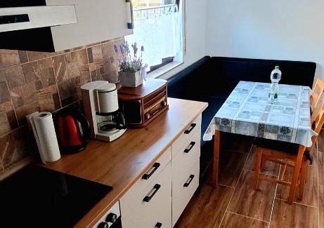 Deisslingen Apartment | Pet-Friendly Ferienwohnung Leni: Guest Rated 9/10