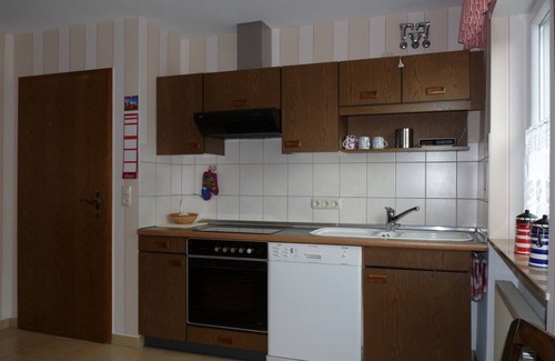 Westerkappeln Apartment | Cozy Ferienwohnung Lerchenweg for Couples and Families