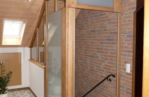 Westerkappeln Apartment | Cozy Ferienwohnung Lerchenweg for Couples and Families