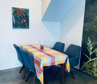 Niederkruechten Apartment | Explore Ferienwohnung Lindbruchblick: 9.6/10, Pet-Friendly Stay