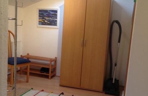 Lubeck City Centre Apartment | Comfortable Ferienwohnung Lindenstraße - Family & Accessible Stay