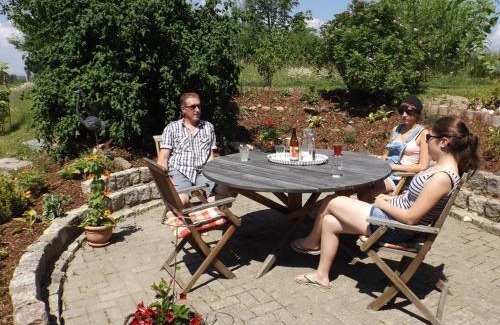 Pullenreuth Apartment | Comfortable Family Retreat at Ferienwohnung Lippert