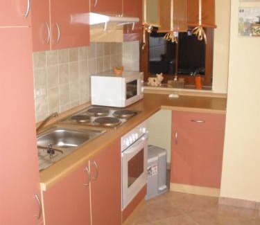 Dorfchemnitz Apartment | Experience Oceanfront Comfort at Ferienwohnung Lippmann