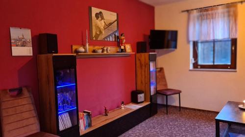 Dorfchemnitz Apartment | Experience Oceanfront Comfort at Ferienwohnung Lippmann