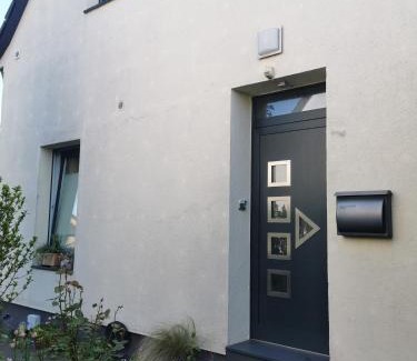 Kranenburg Apartment | Family-Friendly Ferienwohnung Lojane with 9.4/10 Rating