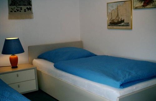 Tating Apartment | Family-Friendly Ferienwohnung Lotshüs with High Ratings