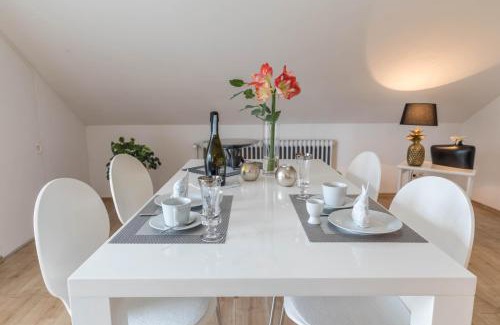Ueberlingen Apartment | Discover Ferienwohnung Lumafe: 4-Star Child-Friendly Retreat