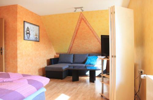 Esterwegen Apartment | Child-Friendly Getaway at Ferienwohnung Luttmann