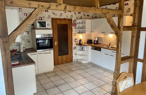Ascheberg Apartment | Family-Friendly Ferienwohnung Lutz with Pool & Kitchen
