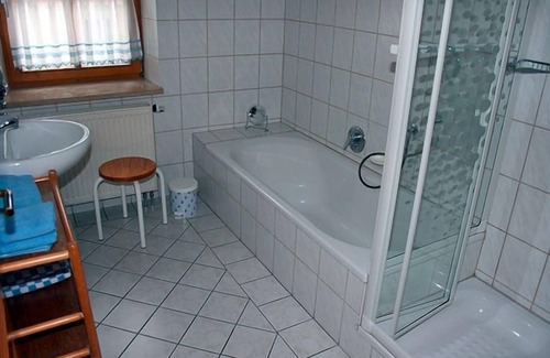 Bergen Apartment | Discover Märzenbecher: Family-Friendly Getaway Awaits