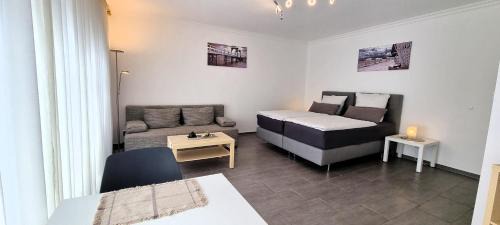 Seevetal Apartment | Discover Ferienwohnung Mühlenbach: Oceanfront Retreat with Views