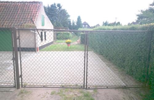 Sukow Apartment | Child-Friendly Ferienwohnung Müller with Great 8.8 Rating