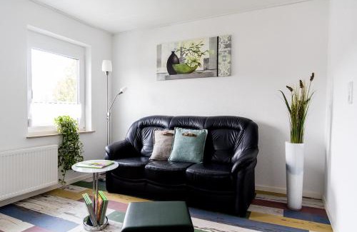 Grossheubach Apartment | Family-Friendly Ferienwohnung Münch with Balcony & 9.5 Rating