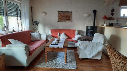 Andernach Apartment | Family-Friendly Ferienwohnung Malanders with High Guest Ratings