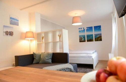 Unterpfingstweid Apartment | Child-Friendly Retreat at Ferienwohnung Malou - Rated 9.3/10