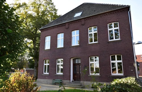 Kervenheim Condo | Discover Ferienwohnung Maria: Space, Style & Family Comfort