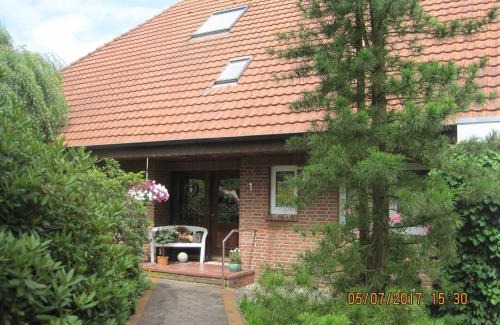 Papenburg Apartment | Family-Friendly Ferienwohnung Marim with Great Reviews!