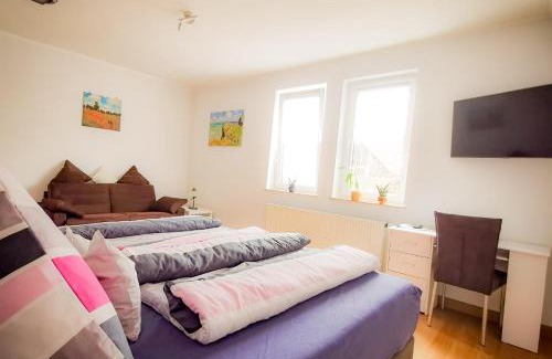 Burghaun Apartment | Family-Friendly Ferienwohnung Maris Rated 9.4/10
